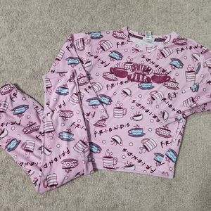 FRIENDS 2pc pajama set size small